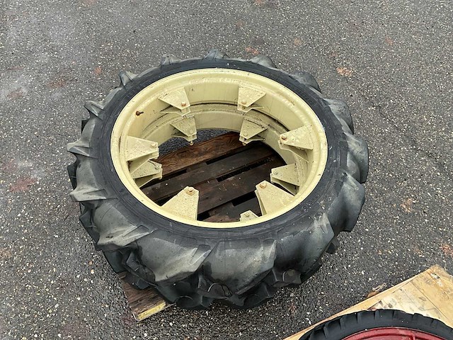 2x tractor wielenset - afbeelding 3 van  12