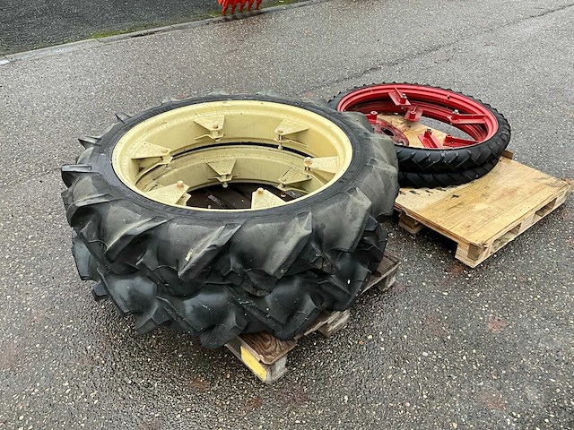 2x tractor wielenset - afbeelding 8 van  12