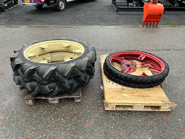 2x tractor wielenset - afbeelding 9 van  12