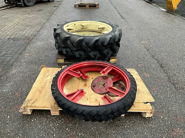 2x tractor wielenset - afbeelding 11 van  12
