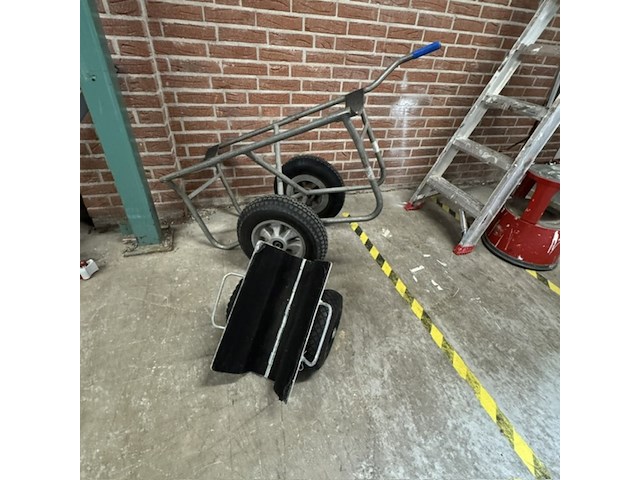 2x transport kar - afbeelding 1 van  3