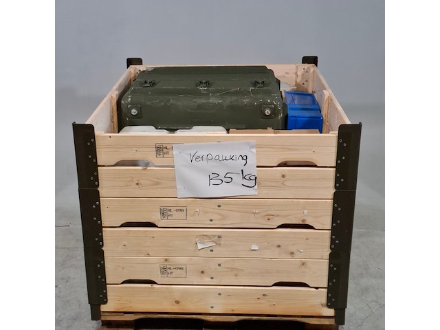 2x transportkist en 17x magazijnbak, o.a tayg - afbeelding 1 van  6