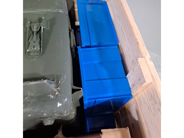 2x transportkist en 17x magazijnbak, o.a tayg - afbeelding 6 van  6