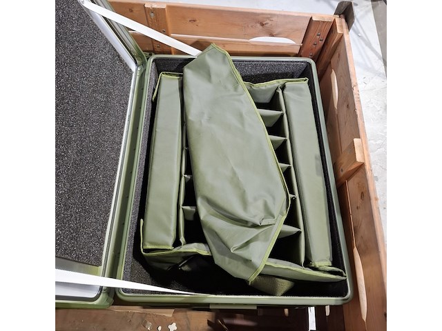 2x transportkoffer en tassen - afbeelding 4 van  7