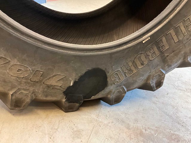 2x trelleborg tm800 710/70r38 band - afbeelding 8 van  8