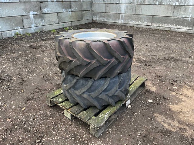 2x trelleborg twin 414 400/55 r17.5 band, wiel en velg - afbeelding 5 van  11