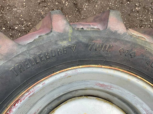 2x trelleborg twin 414 400/55 r17.5 band, wiel en velg - afbeelding 2 van  11