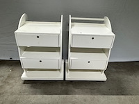 2x trolley reeve, wit