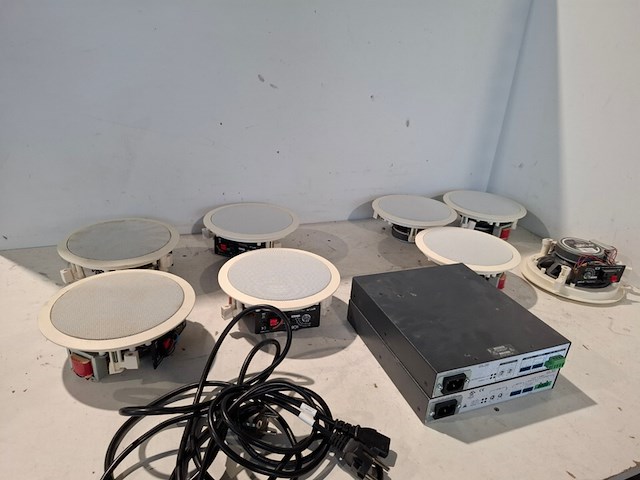 2x tweekanaals audio-eindversterkers, extron, xpa 1002, met 8x 2-weg coaxiale inbouwluidspreker, ecler ic6 - afbeelding 7 van  8