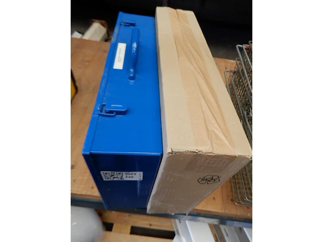 2x uponor koffer, uponor, tool, blauw - afbeelding 2 van  5