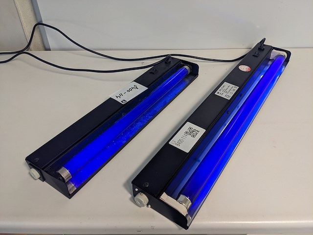 2x uv-lamp, skytec - afbeelding 1 van  5
