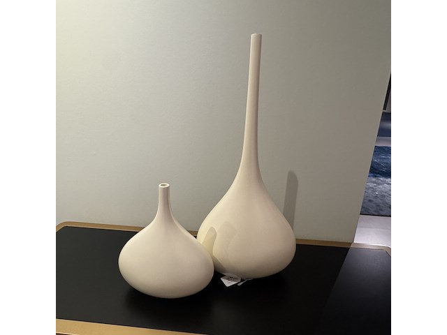 2x vaas raw interiors, "fles model", beige - afbeelding 1 van  4