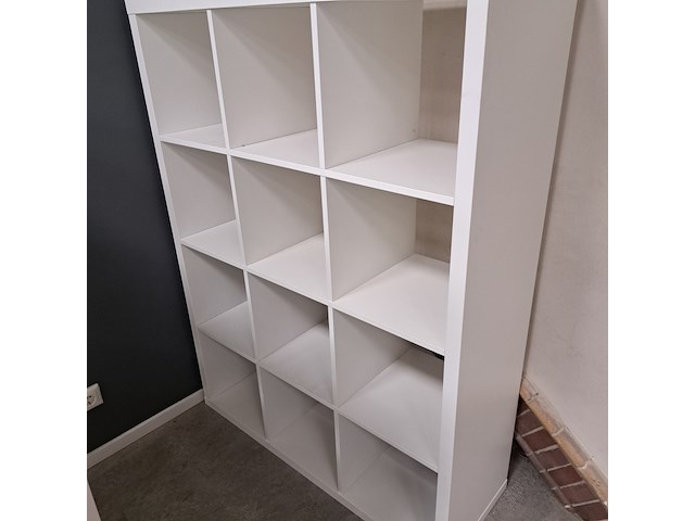 2x vakkenkast ikea, kallax, wit - afbeelding 2 van  3