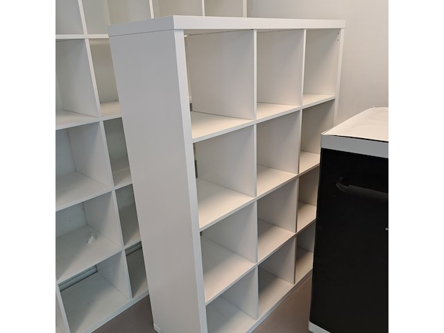 2x vakkenkast ikea, kallax, wit - afbeelding 4 van  4