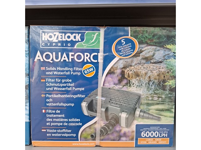 2x vaste- stoffilter en watervalpomp, hozelock, aquaforce 6000 - afbeelding 2 van  5