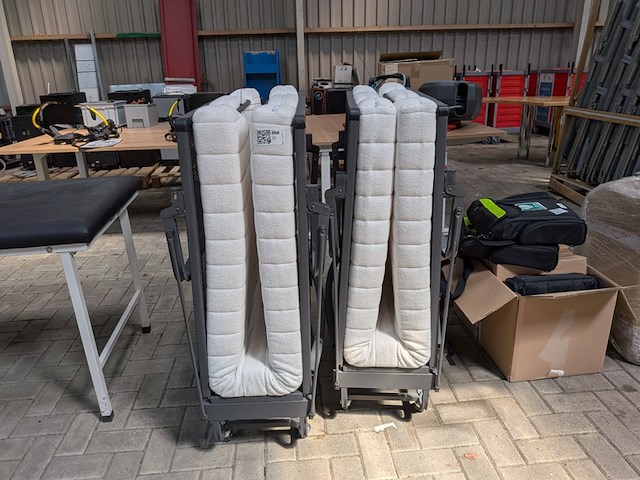 2x veldbed - afbeelding 1 van  4