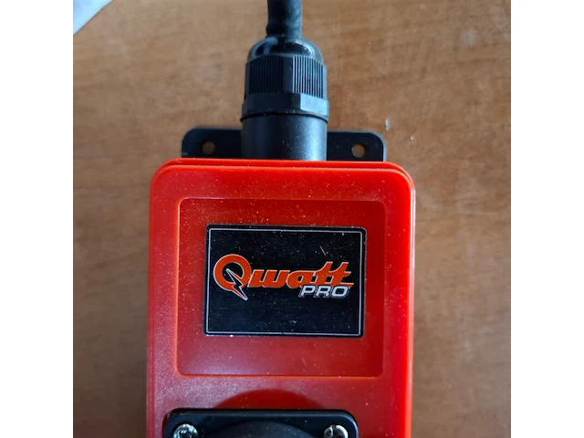 2x verdeelblok qwattpro - afbeelding 3 van  4