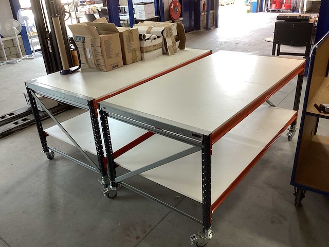 (2x) verrijdbare inpaktafels / werktafels - afbeelding 1 van  4
