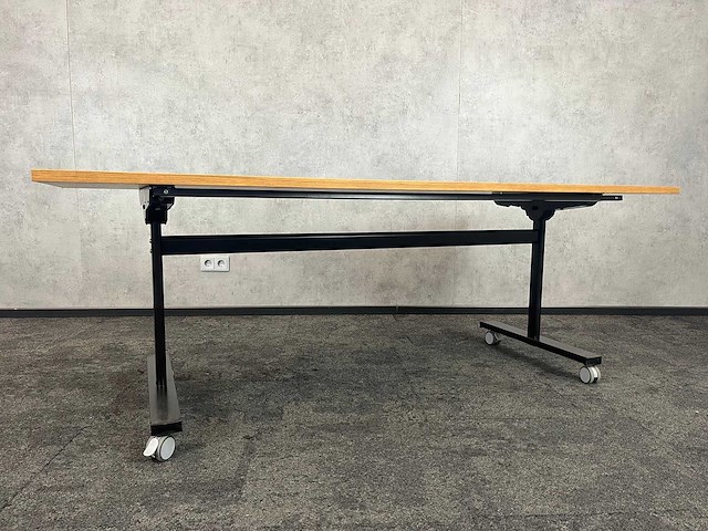 2x verrijdbare klaptafel 200x80 - afbeelding 10 van  12