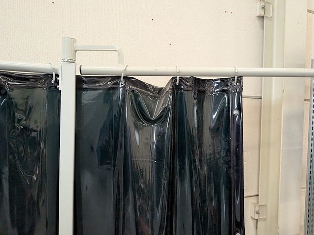 2x verrijdbare lasscherm - afbeelding 4 van  7