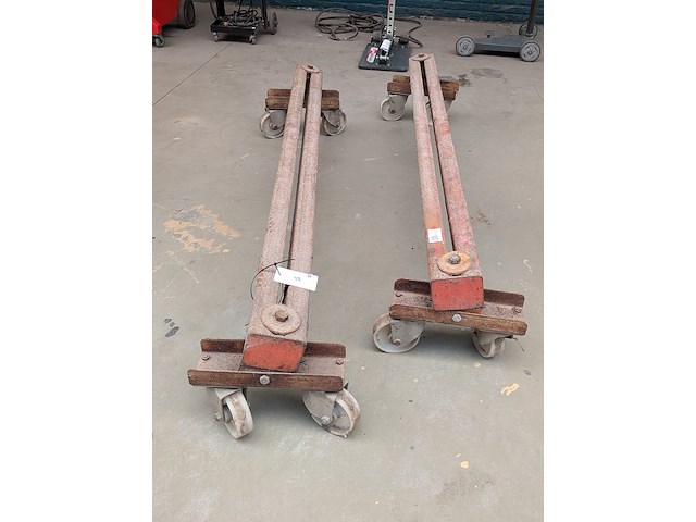 2x verrijdbare metalen bok - afbeelding 2 van  8