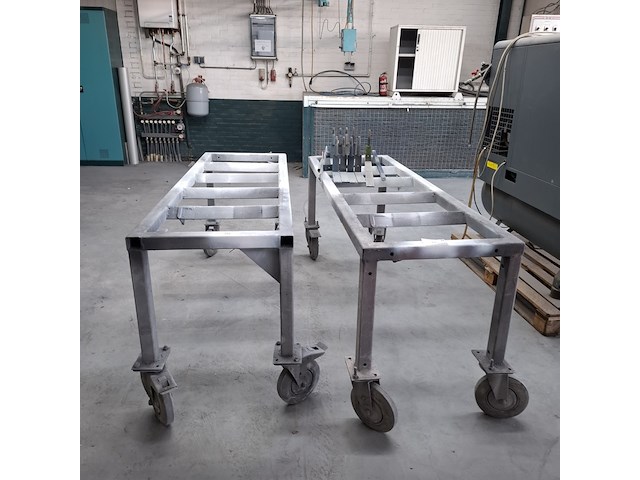 2x verrijdbare metalen frame - afbeelding 3 van  3