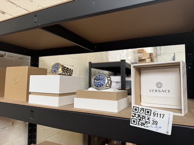 2x versace horloge - afbeelding 1 van  7