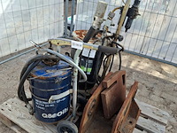 2x vetpompinrichting incl. diverse ijzerwerk - afbeelding 1 van  6