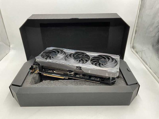 2x videokaart, asus, geforce rtx 4090 - afbeelding 11 van  18