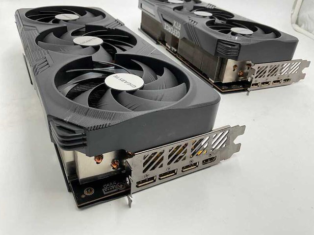 2x videokaart, asus, geforce rtx 4090 - afbeelding 7 van  17