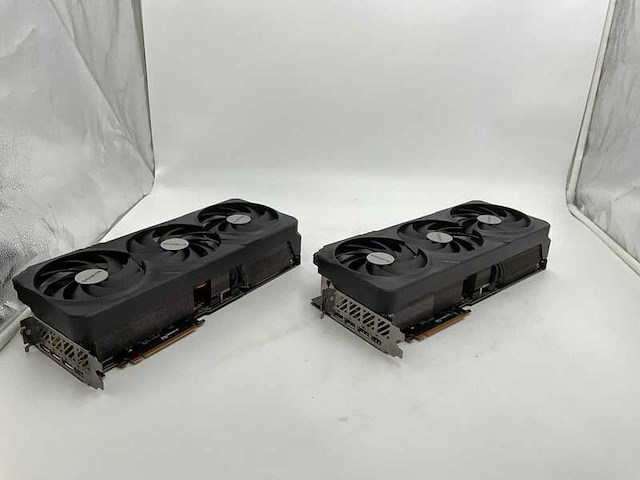 2x videokaart, asus, geforce rtx 4090 - afbeelding 1 van  17