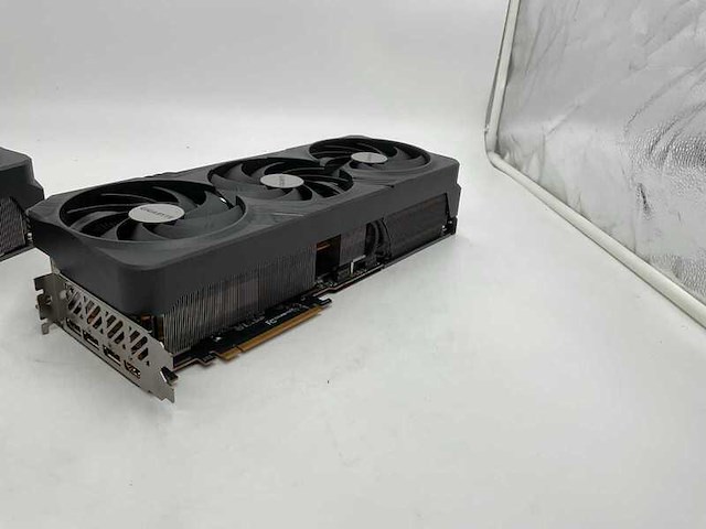 2x videokaart, asus, geforce rtx 4090 - afbeelding 16 van  17