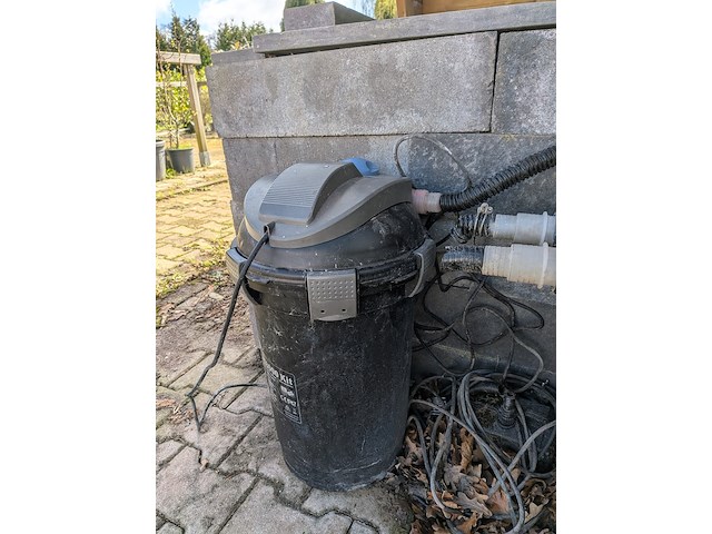 2x visvijver met stenenombouw en 1x pomp - afbeelding 2 van  18