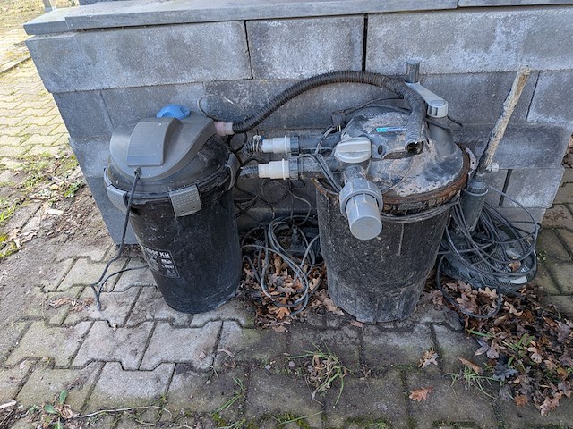 2x visvijver met stenenombouw en 1x pomp - afbeelding 16 van  18