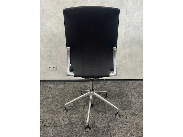 2x vitra meda - vergaderstoel - afbeelding 3 van  15