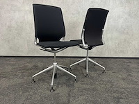 2x vitra meda - vergaderstoel - afbeelding 1 van  15
