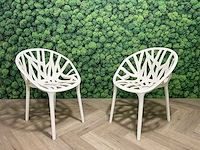 2x vitra vegetal - witte design kuipstoel - afbeelding 1 van  6