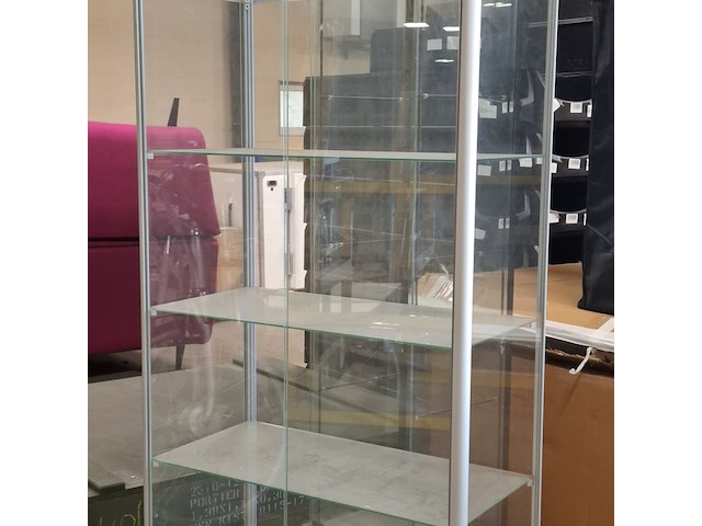 2x vitrinekast - afbeelding 3 van  9