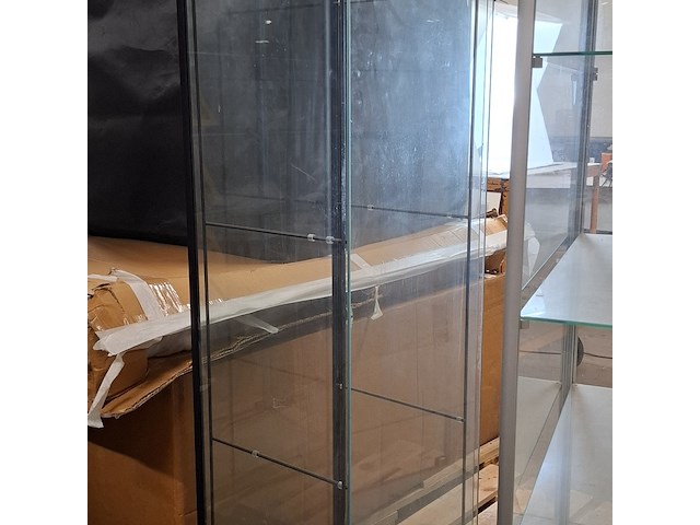 2x vitrinekast - afbeelding 8 van  9
