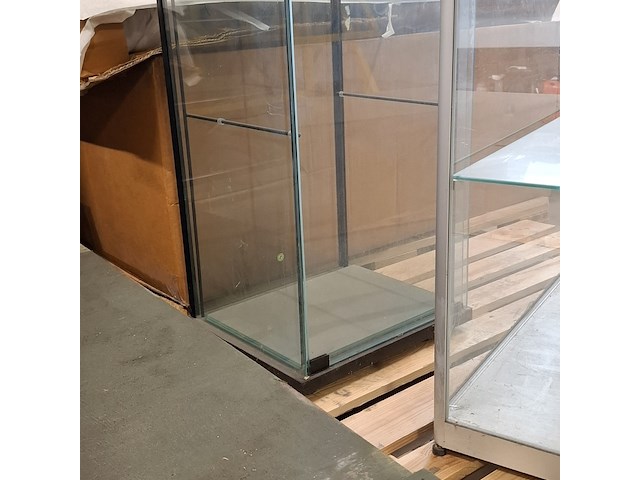 2x vitrinekast - afbeelding 9 van  9