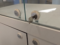 2x vitrinekast - afbeelding 10 van  14