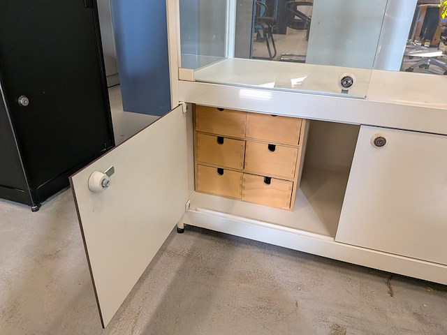 2x vitrinekast - afbeelding 14 van  14