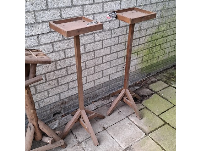 2x vogelhuis en 2x voederplank op standaard - afbeelding 5 van  7