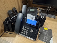 2x voip telefoon en 2x headset, t43u - afbeelding 1 van  5