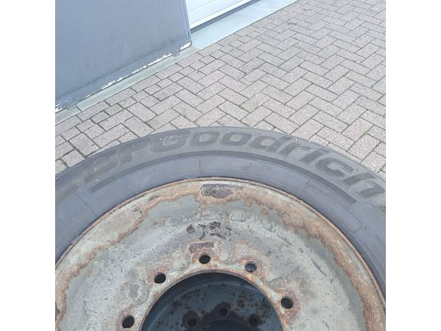 2x vrachtwagen band, bfgoodrich, route control - afbeelding 11 van  13
