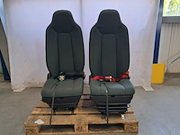 2x vrachtwagenstoel, volvo - afbeelding 1 van  9