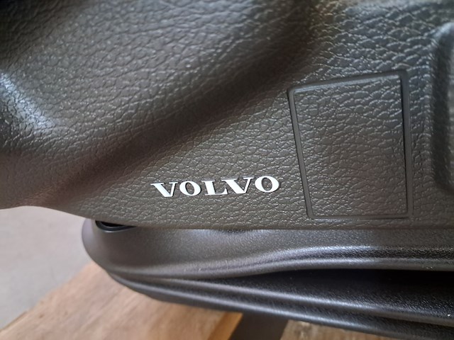2x vrachtwagenstoel, volvo - afbeelding 5 van  9