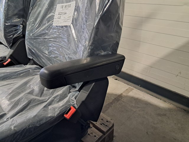 2x vrachtwagenstoel - afbeelding 6 van  6