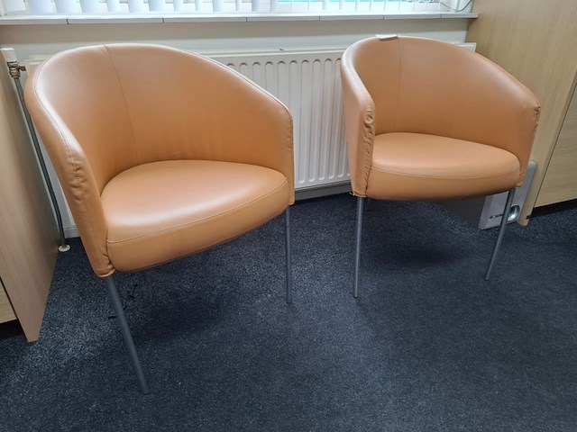 2x wandkast met 2x ontvangststoel - afbeelding 2 van  8