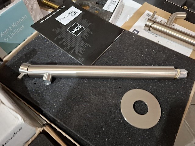 2x wastafelkraan mgs milano , rvs geborsteld - afbeelding 2 van  4